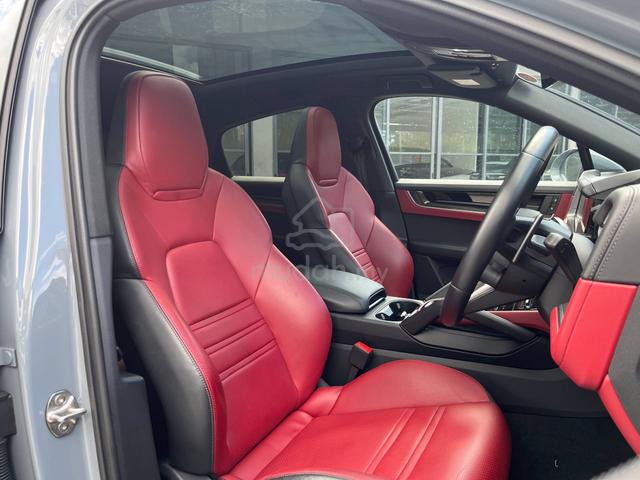 2024 Porsche CAYENNE COUPE 3.0 PDLS+ RED INT/PROOF - 5
