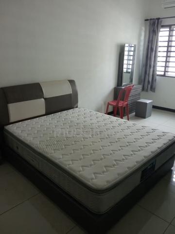 Fully furnished aircond room at gunung lang ipoh 1