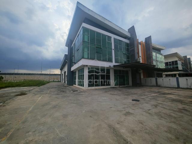 Semenyih Signature Industrial Park 3 storey Semi D Reno Factory 1