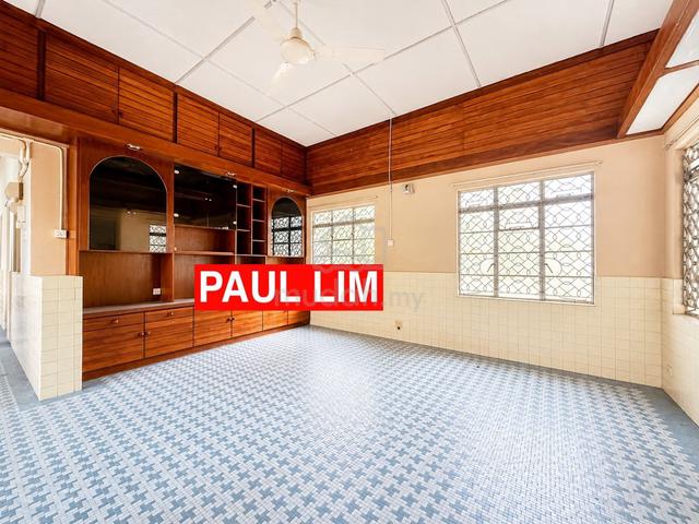 JALAN KELAWAI BUNGALOW FOr RENT 1