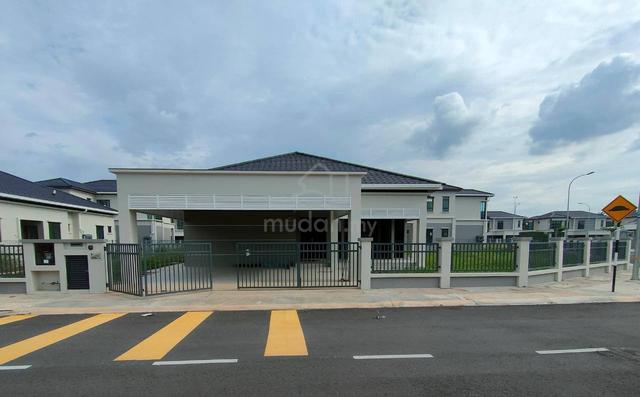 FREE GIFT•PRIVATE POOL•RENOVATED|Single Storey Bungalow|Bertam Perdana 1