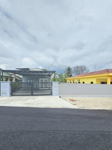 Kg Baru Lima Kedai Single Storey Bungalow House 3bed Fully Renovate JB 1