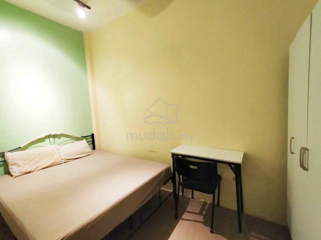 Free hold puchong jaya Shop Apartment for sale 1