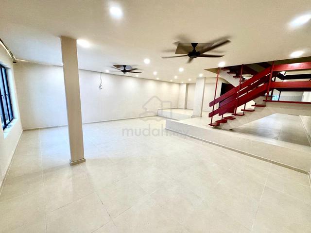 FACING OPEN‼️22'X70'⭐ Double Storey Ukay Heights Ampang 💥FREEHOLD 1