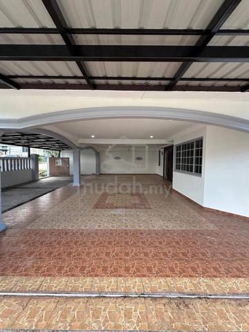 Kota tinggi,taman sri saujana, corner lot,fully renovated 1