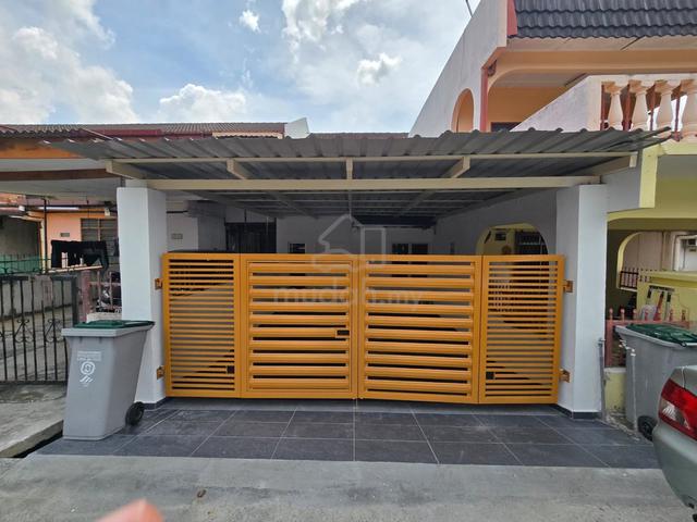 [FREEHOLD REFURBISHED]Double Storey Taman Bukit Emas,Senawang FOR SALE 1