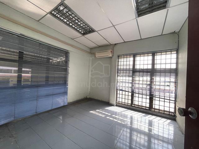 Taman Perindustrian Cemerlang, Semi-D Factory For Rent 1