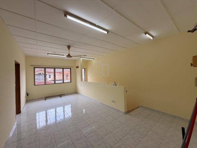 {NEW PAINTING} Taman Suria Sungai Buloh Kepong Townhouse 1