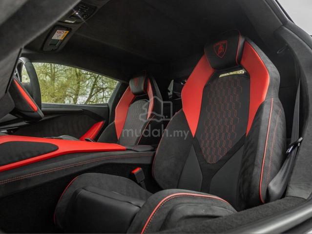 2024 Lamborghini REVUELTO 6.5 Full Carbon UK Spec - 4