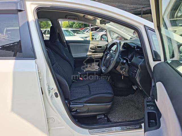 2015 Toyota WISH 1.8 (AUTO) - 4
