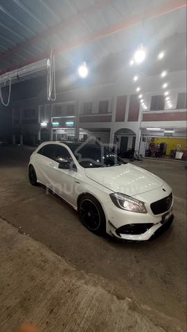 2014 Mercedes Benz A-CLASS 1.6 200 BLUEEFCY (CBU) - 1