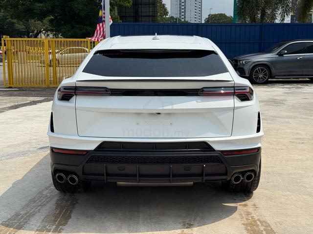 2023 Lamborghini URUS 4.0 S New Car Cond - 3