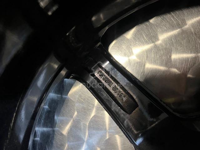 Carousel Image