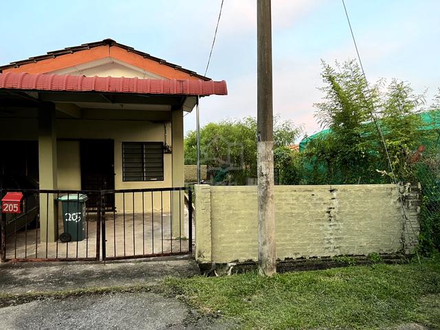 Rumah Teres End Lot Untuk Disewa 1