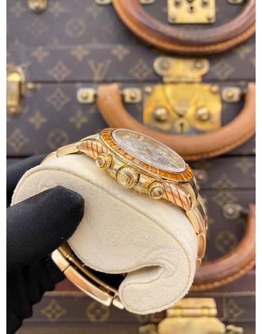 Carousel Image