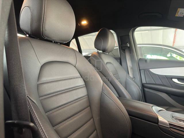2021 Mercedes Benz GLC300 2.0 4MATIC COUPE AMG - 4