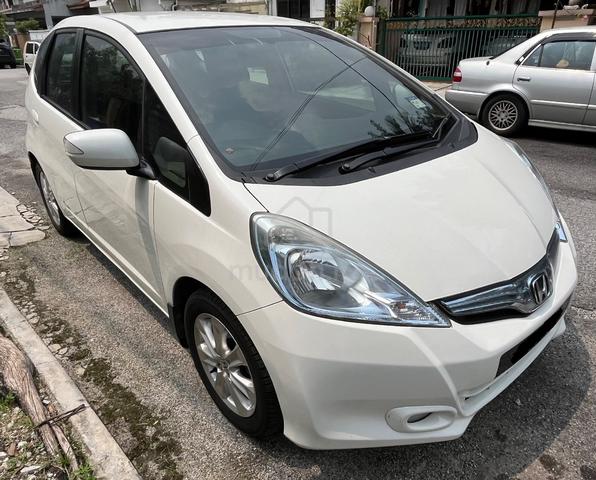 2013 Honda JAZZ 1.3 (HYBRID) FACELIFT (A) - 5