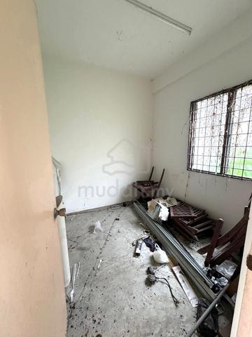 CORNER, Double Storey, BATU 18 3