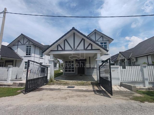 Anjung Gapam Bungalow 5 Bedrooms For Rent🏡 1
