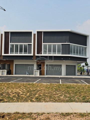 The Corak, Serenia City Cornerlot Double Frontage Whole Block For Rent 1