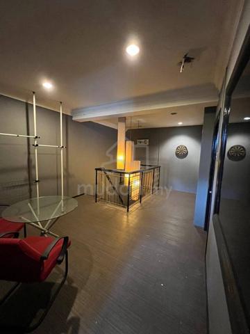 Double Storey Shoplot @ Jalan Molek 2/3, Taman Molek, Johor Bahru 1