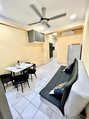 Villa Mutiara @ Mutiara Complex 1