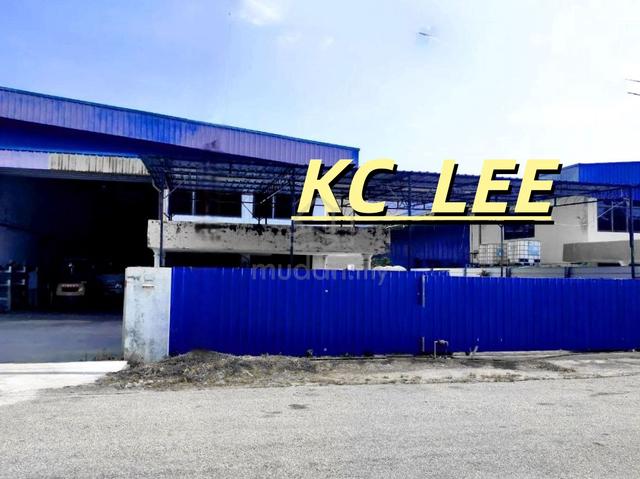 1.5 Storey Semi D Warehouse For RENT @ Kulim,Kedah 1