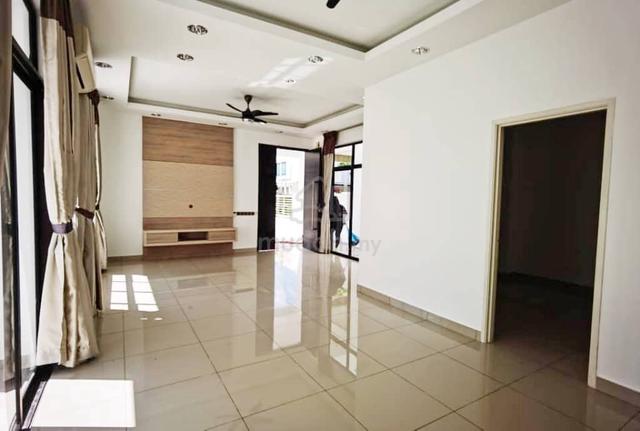2 Storey Cluster House @ Cuarzo Residences, Setia Indah, Renovated 1