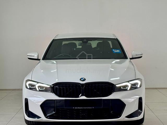 ONLY 3K KM LIKE NEW 2024 Bmw 3 SERIES 2.0 M-SPORT - 4