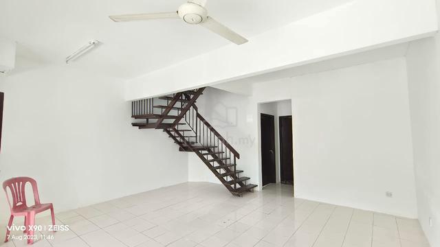 Cheapest Lep 2 Storey Lestari Putra Permai Equine MRT Seri Kembangan 1