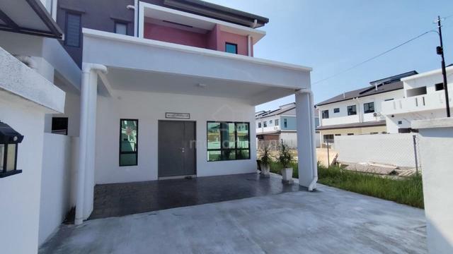 End lot 2 storey house for sale!!! 1
