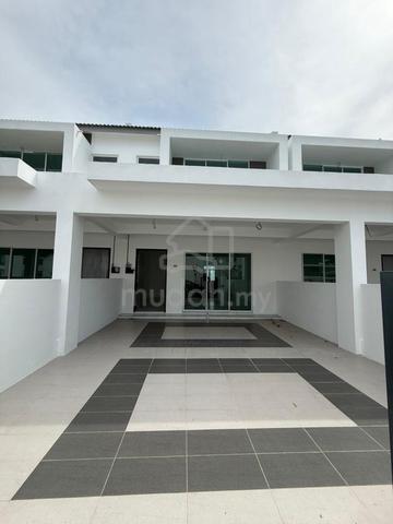 Rumah Teres Dua Tingkat untuk Dijual di Kulim 1