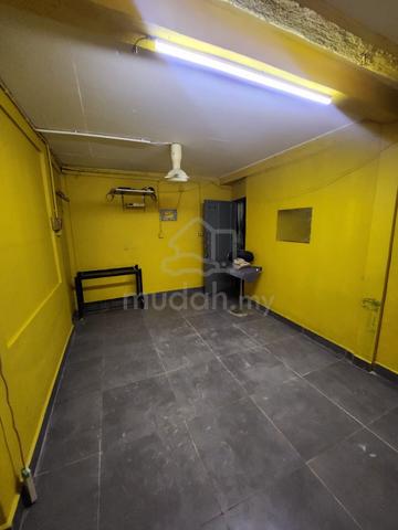 ground floor room at taman dato senu sentul 1