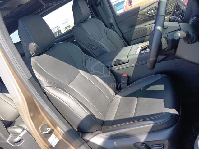 2025 BOOKNOW GOLDEN 4CAM DIM Toyota ALPHARD 2.5 Z - 5