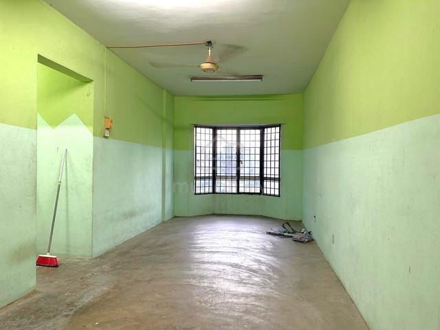 Flat Taman Bukit Angkasa 2