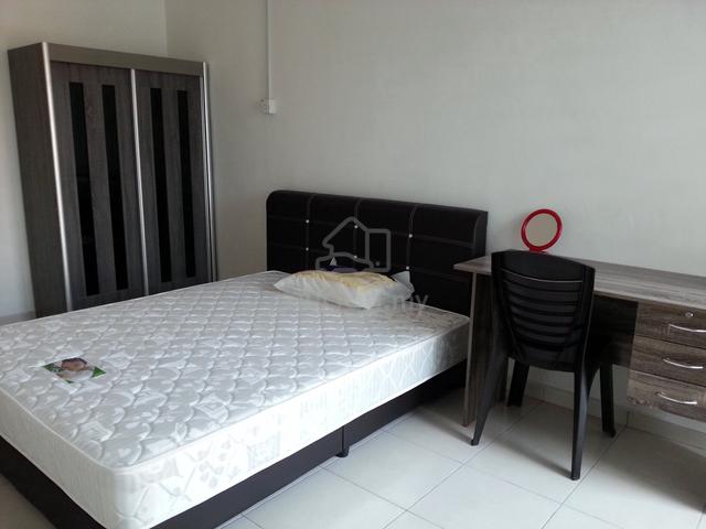 Fully Furnised Room in bandar baru sri klebang near sentramall klebang 1