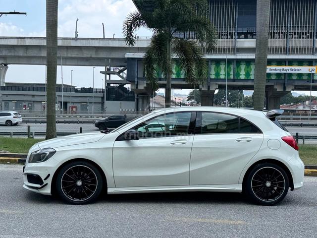 2015 MERCEDES BENZ A200 1.6 AMG LINE w176 - 2