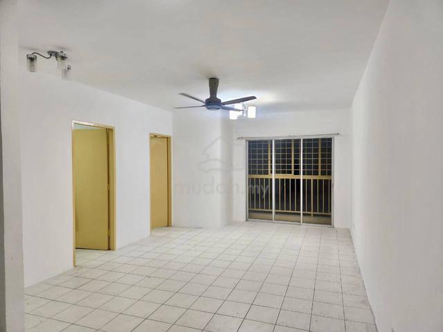 Lakeview Apartments 1