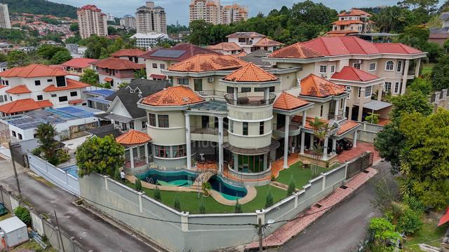 FREEHOLD! Bungalow 3 Storey, Pinggiran TTDI Kuala Lumpur 1