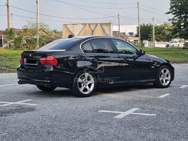 BMW E90 323i 2.5L Exclusive Edition Tiptop 1 Owner - 3