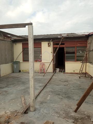 House For Sale At Rumah Rakyat Peringkat 2 Bahau Negeri Sembilan 1