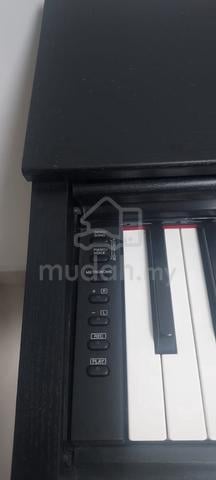 Piano-YAMAHA ARIUS YDP 143 - photo 4 of 4