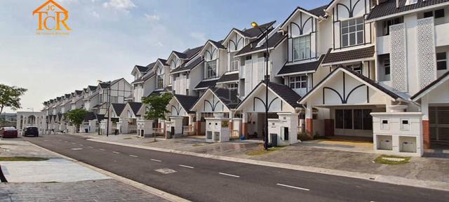 Setia alam Anjung Sari 3sty Superlink 22*75sqft basic for sale 1