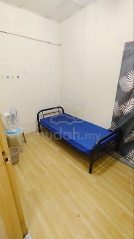 Bilik Sewa Lelaki Seri Kembangan (sebelah Stesen MRT Putra Permai) 1