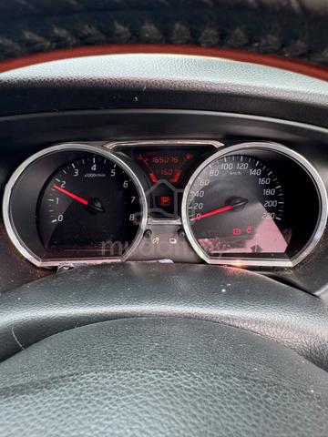 2015 Nissan GRAND LIVINA 1.8 CLASSIC/COMFORT - 4