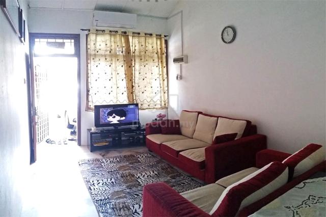 (100% LOAN) 2 Double Storey Terrace Taman Dagang Jaya Ampang 1