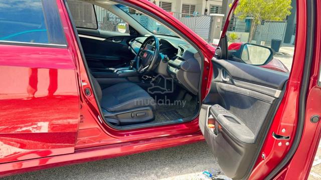 2017 Honda CIVIC 1.8 I-VTEC (A) - 3