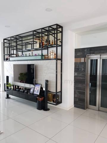 3 Storey Bungalow at Setia Pearl Villa, Sungai Ara, Lift & Pool 1