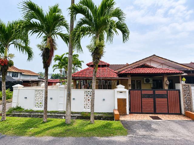 37' x 62' 🔥 1-Storey CORNER LOT Bt 10 Telok Panglima Garang FOR SALE! 1