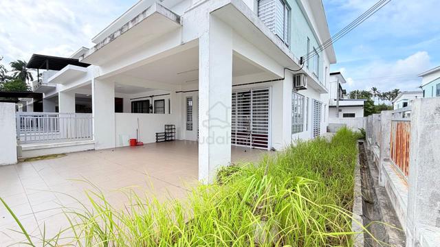 Double storey End lot/Bandar seri impian 1